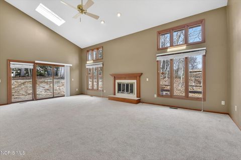 Tiny photo for 2355 Parliament Square #2355, Toledo, OH 43617 (MLS # 10004589)