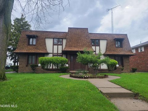 Photo of 5544 Cresthaven Lane, Toledo, OH 43614 (MLS # 10006465)