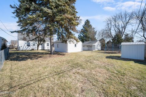 Tiny photo for 2544 Cawdor Road, Oregon, OH 43616 (MLS # 10004654)