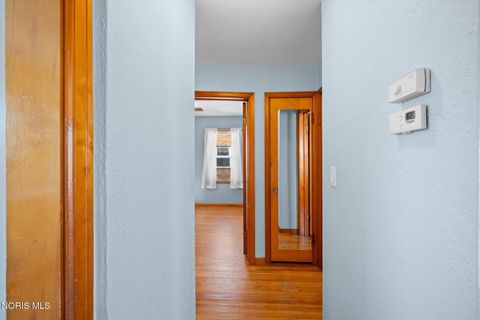 Tiny photo for 2544 Cawdor Road, Oregon, OH 43616 (MLS # 10004654)