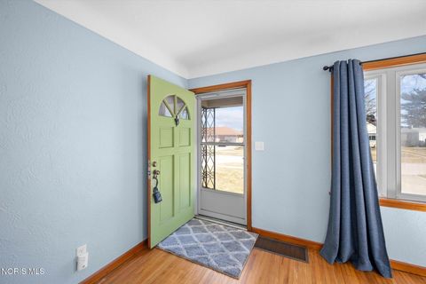 Tiny photo for 2544 Cawdor Road, Oregon, OH 43616 (MLS # 10004654)