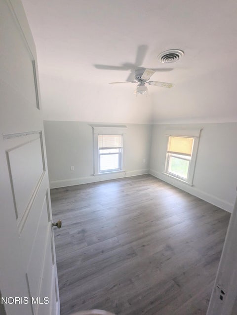 Tiny photo for 424 Utah Street, Toledo, OH 43605 (MLS # 10008838)