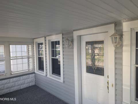 Tiny photo for 424 Utah Street, Toledo, OH 43605 (MLS # 10008838)