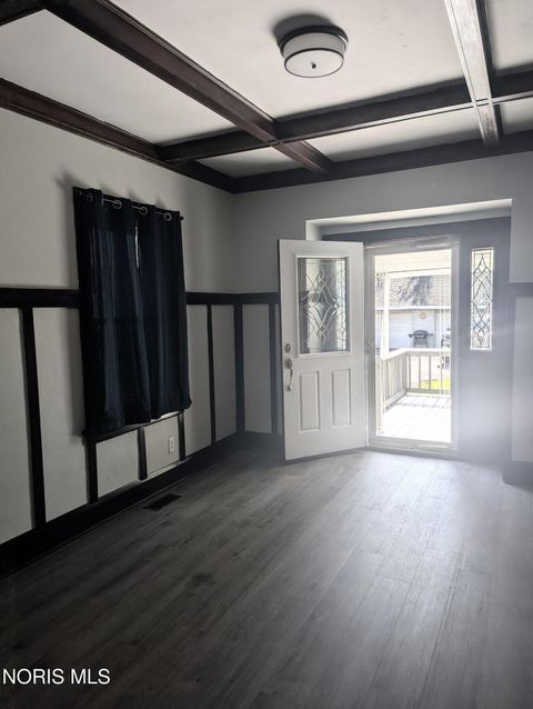 Tiny photo for 424 Utah Street, Toledo, OH 43605 (MLS # 10008838)