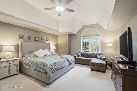 Tiny photo for 606 Forest Lake Drive, Holland, OH 43528 (MLS # 10001876)