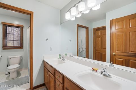 Tiny photo for 606 Forest Lake Drive, Holland, OH 43528 (MLS # 10001876)