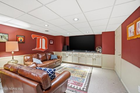 Tiny photo for 606 Forest Lake Drive, Holland, OH 43528 (MLS # 10001876)