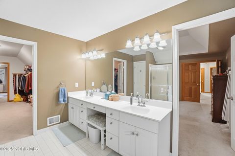 Tiny photo for 606 Forest Lake Drive, Holland, OH 43528 (MLS # 10001876)