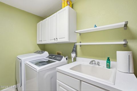 Tiny photo for 606 Forest Lake Drive, Holland, OH 43528 (MLS # 10001876)