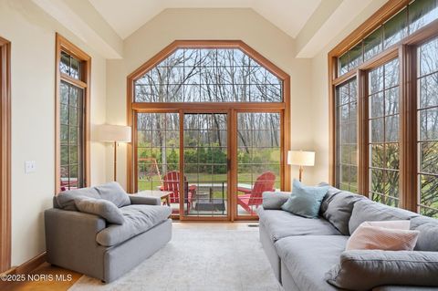 Tiny photo for 606 Forest Lake Drive, Holland, OH 43528 (MLS # 10001876)