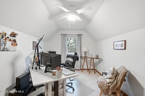 Tiny photo for 606 Forest Lake Drive, Holland, OH 43528 (MLS # 10001876)