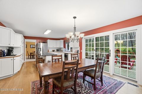 Tiny photo for 606 Forest Lake Drive, Holland, OH 43528 (MLS # 10001876)