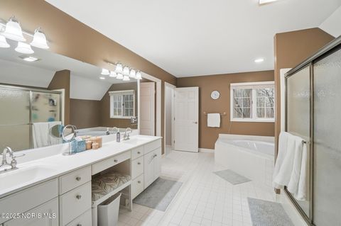 Tiny photo for 606 Forest Lake Drive, Holland, OH 43528 (MLS # 10001876)