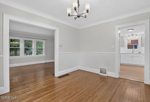 Tiny photo for 2227 Portsmouth Avenue, Toledo, OH 43613 (MLS # 10009581)