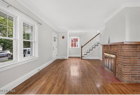 Tiny photo for 2227 Portsmouth Avenue, Toledo, OH 43613 (MLS # 10009581)