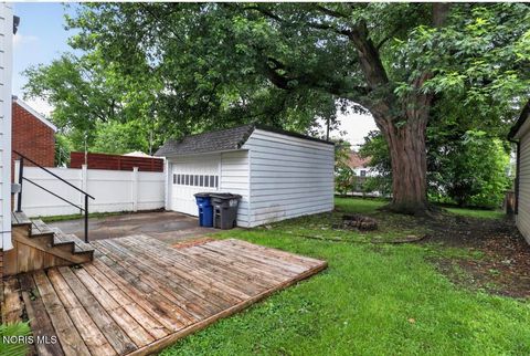 Tiny photo for 2227 Portsmouth Avenue, Toledo, OH 43613 (MLS # 10009581)