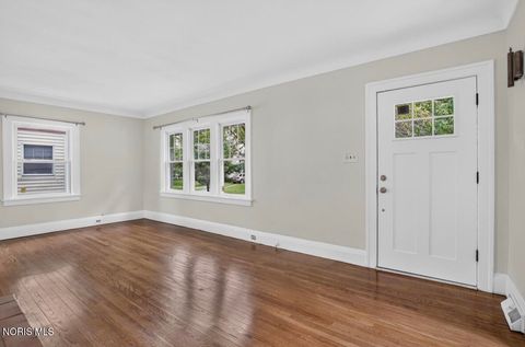 Tiny photo for 2227 Portsmouth Avenue, Toledo, OH 43613 (MLS # 10009581)