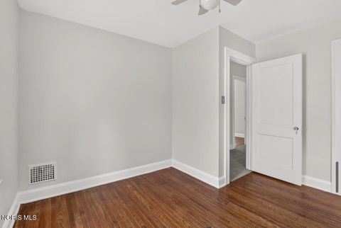 Tiny photo for 2227 Portsmouth Avenue, Toledo, OH 43613 (MLS # 10009581)