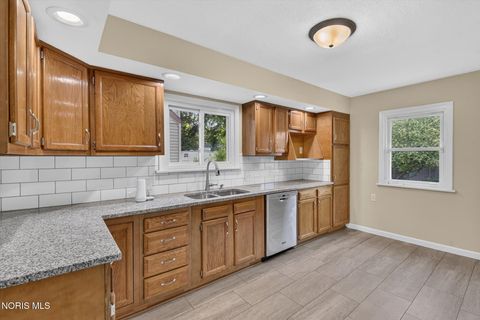Tiny photo for 536 Clifton Boulevard, Toledo, OH 43607 (MLS # 10010340)
