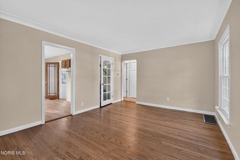 Tiny photo for 536 Clifton Boulevard, Toledo, OH 43607 (MLS # 10010340)