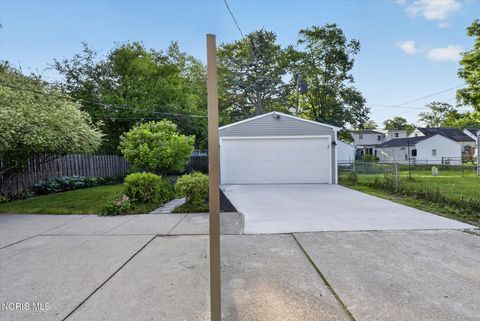 Tiny photo for 536 Clifton Boulevard, Toledo, OH 43607 (MLS # 10010340)