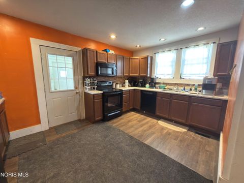Tiny photo for 409 N Jefferson Street, Van Wert, OH 45891 (MLS # 10009662)