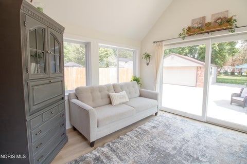 Tiny photo for 951 Mulberry Street, Perrysburg, OH 43551 (MLS # 10010764)