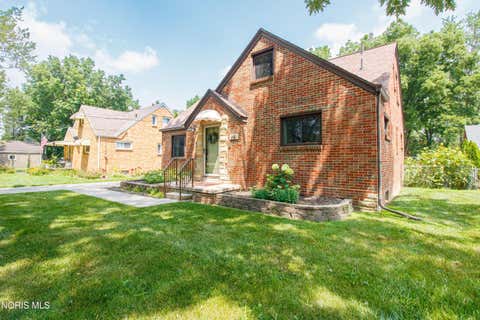 Tiny photo for 951 Mulberry Street, Perrysburg, OH 43551 (MLS # 10010764)