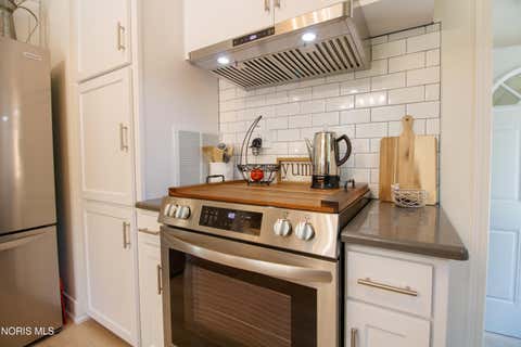 Tiny photo for 951 Mulberry Street, Perrysburg, OH 43551 (MLS # 10010764)