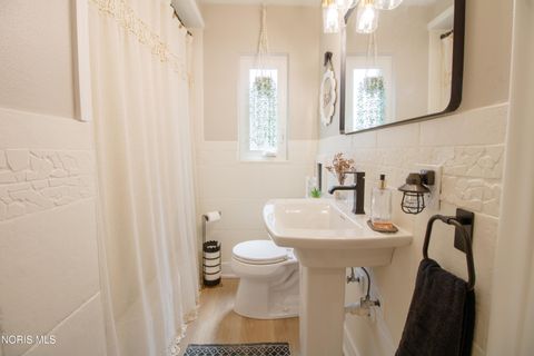 Tiny photo for 951 Mulberry Street, Perrysburg, OH 43551 (MLS # 10010764)