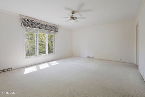 Tiny photo for 3905 Hillandale Road, Ottawa Hills, OH 43606 (MLS # 10009782)