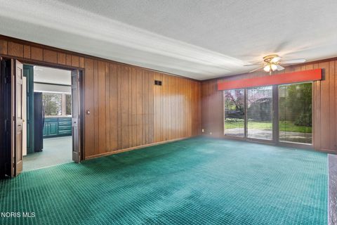Tiny photo for 3905 Hillandale Road, Ottawa Hills, OH 43606 (MLS # 10009782)