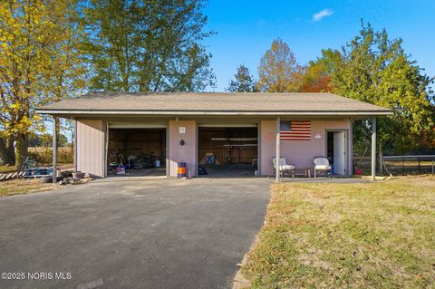 Tiny photo for 15722 Range Line Road, Weston, OH 43569 (MLS # 10000816)