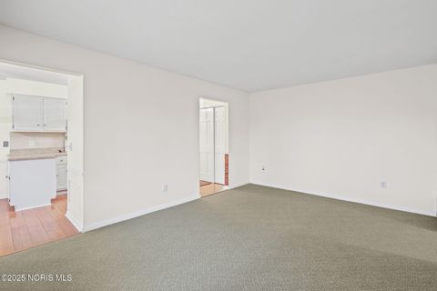 Tiny photo for 5533 Cresthaven Lane # 6 2c, Toledo, OH 43614 (MLS # 10002624)