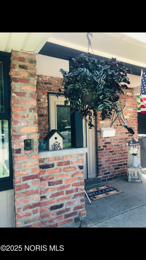 Tiny photo for 6032 Atwell Road, Toledo, OH 43613 (MLS # 10000998)