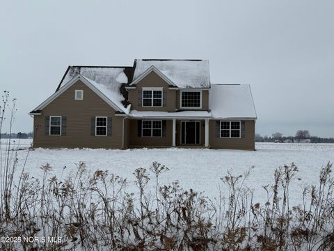 Photo of 17267 Reams Road, Bowling Green, OH 43402 (MLS # 10002027)