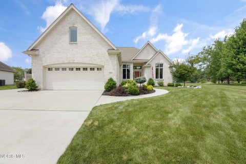 Tiny photo for 690 Ridge Lake Court, Perrysburg, OH 43551 (MLS # 10010798)