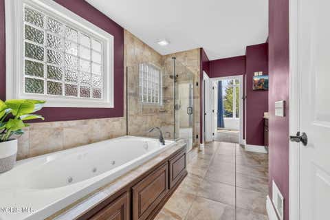 Tiny photo for 690 Ridge Lake Court, Perrysburg, OH 43551 (MLS # 10010798)