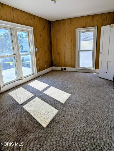 Tiny photo for 127 E Lynn Street, Edgerton, OH 43517 (MLS # 10014472)