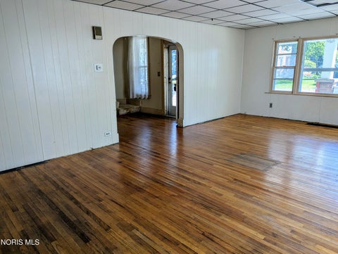 Tiny photo for 127 E Lynn Street, Edgerton, OH 43517 (MLS # 10014472)