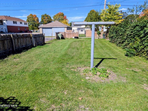 Tiny photo for 127 E Lynn Street, Edgerton, OH 43517 (MLS # 10014472)
