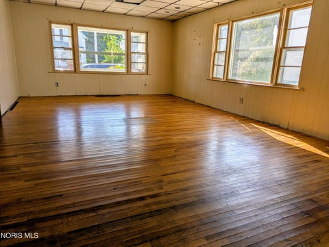 Tiny photo for 127 E Lynn Street, Edgerton, OH 43517 (MLS # 10014472)