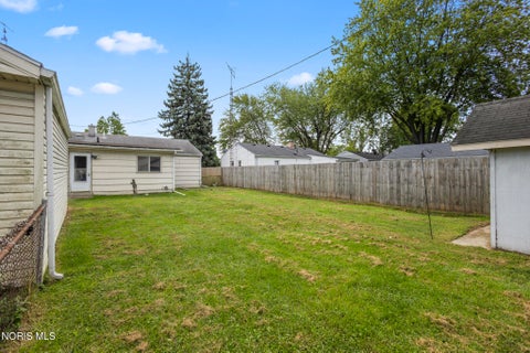 Tiny photo for 2039 N Ravine Parkway, Toledo, OH 43605 (MLS # 10013355)