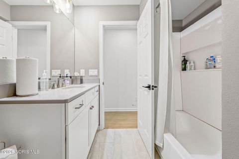 Tiny photo for 2203 Innisbrook Road, Ottawa Hills, OH 43606 (MLS # 10003386)