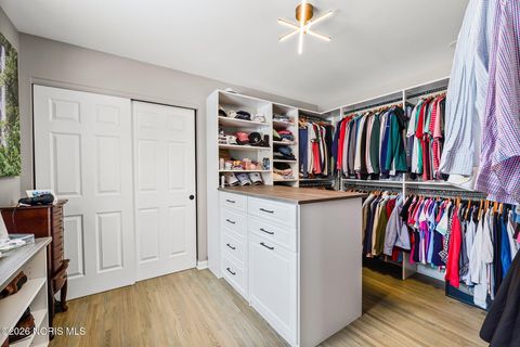 Tiny photo for 2203 Innisbrook Road, Ottawa Hills, OH 43606 (MLS # 10003386)