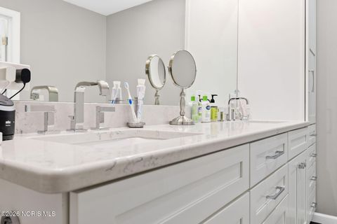 Tiny photo for 2203 Innisbrook Road, Ottawa Hills, OH 43606 (MLS # 10003386)