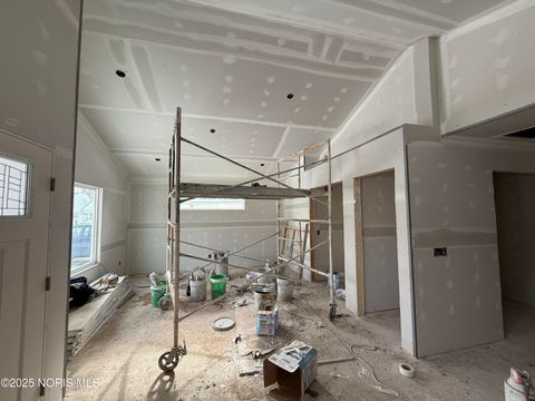 Tiny photo for 1926 Meadowlark Avenue, Toledo, OH 43614 (MLS # 10002627)