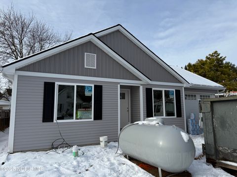 Photo of 1926 Meadowlark Avenue, Toledo, OH 43614 (MLS # 10002627)