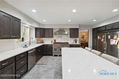 Tiny photo for 25581 Normandy Road, Perrysburg, OH 43551 (MLS # 10001924)