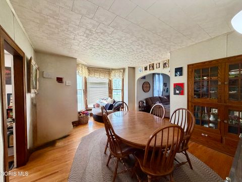 Tiny photo for 637 Jefferson Avenue, Defiance, OH 43512 (MLS # 10006353)